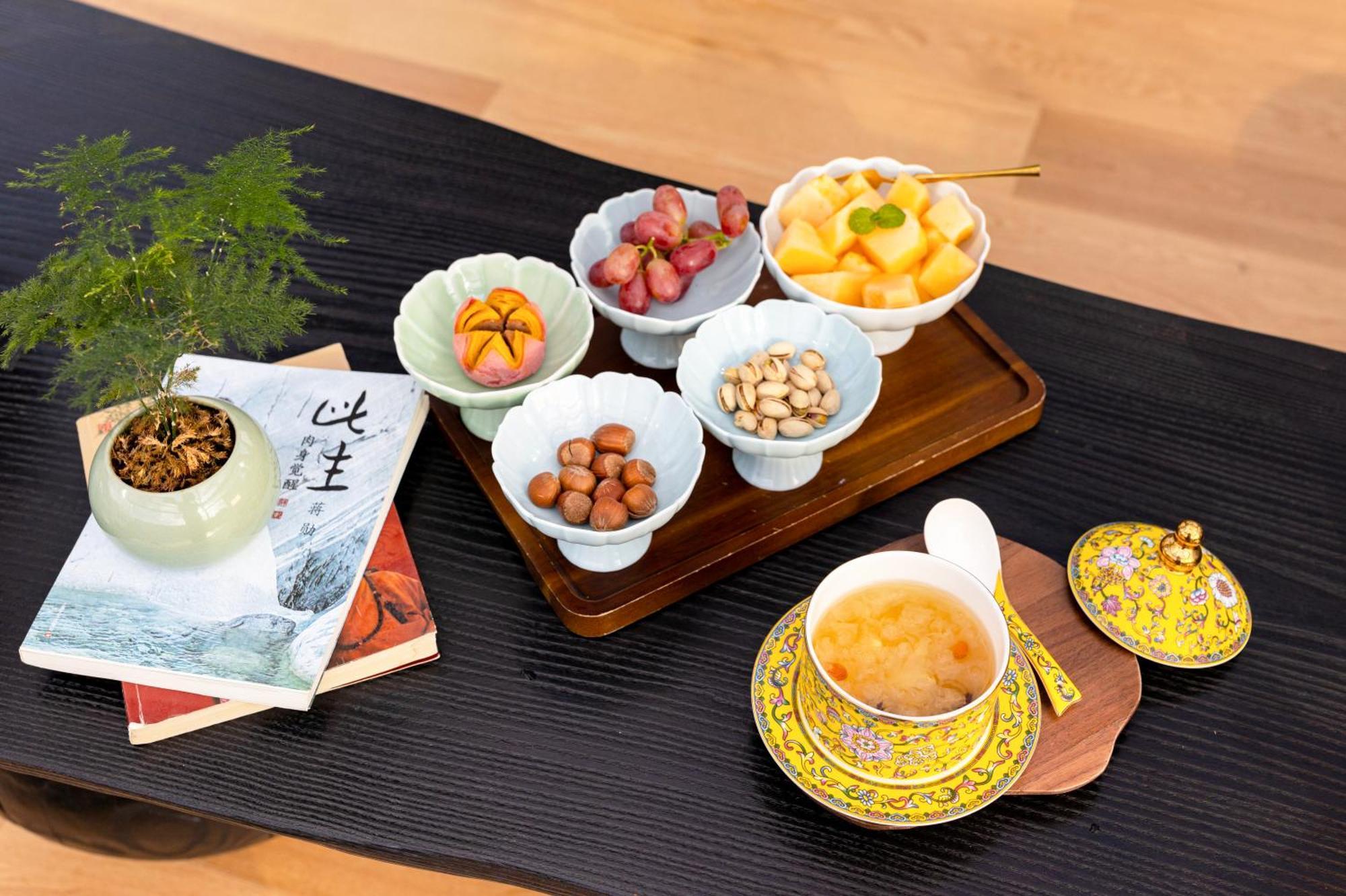 Xinxiang Yayuan: Courtyard With Sky Garden Near Tiananmen 4* Beijing