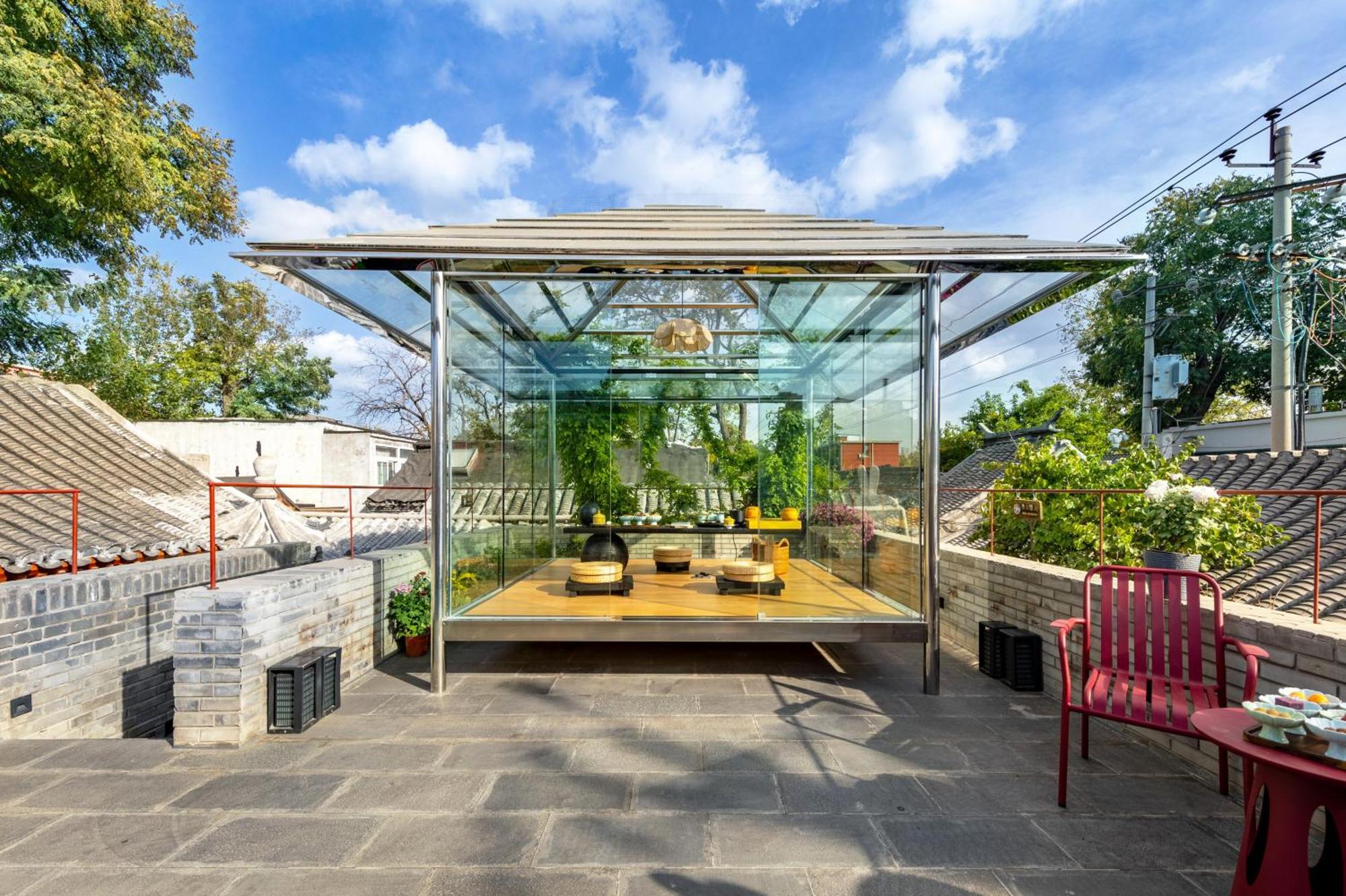 Xinxiang Yayuan: Courtyard With Sky Garden Near Tiananmen Beijing