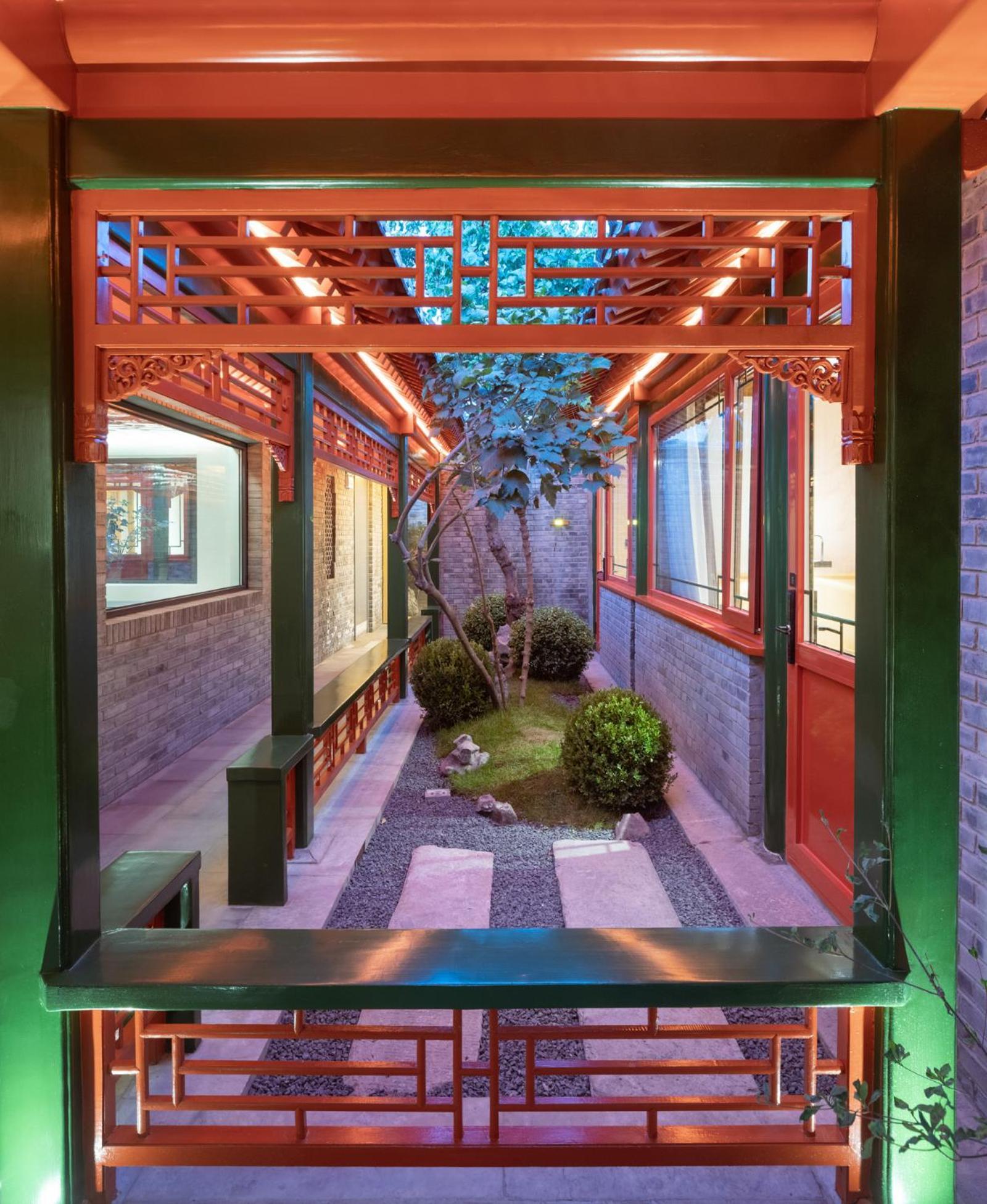 Xinxiang Yayuan: Courtyard With Sky Garden Near Tiananmen Hotel 4*