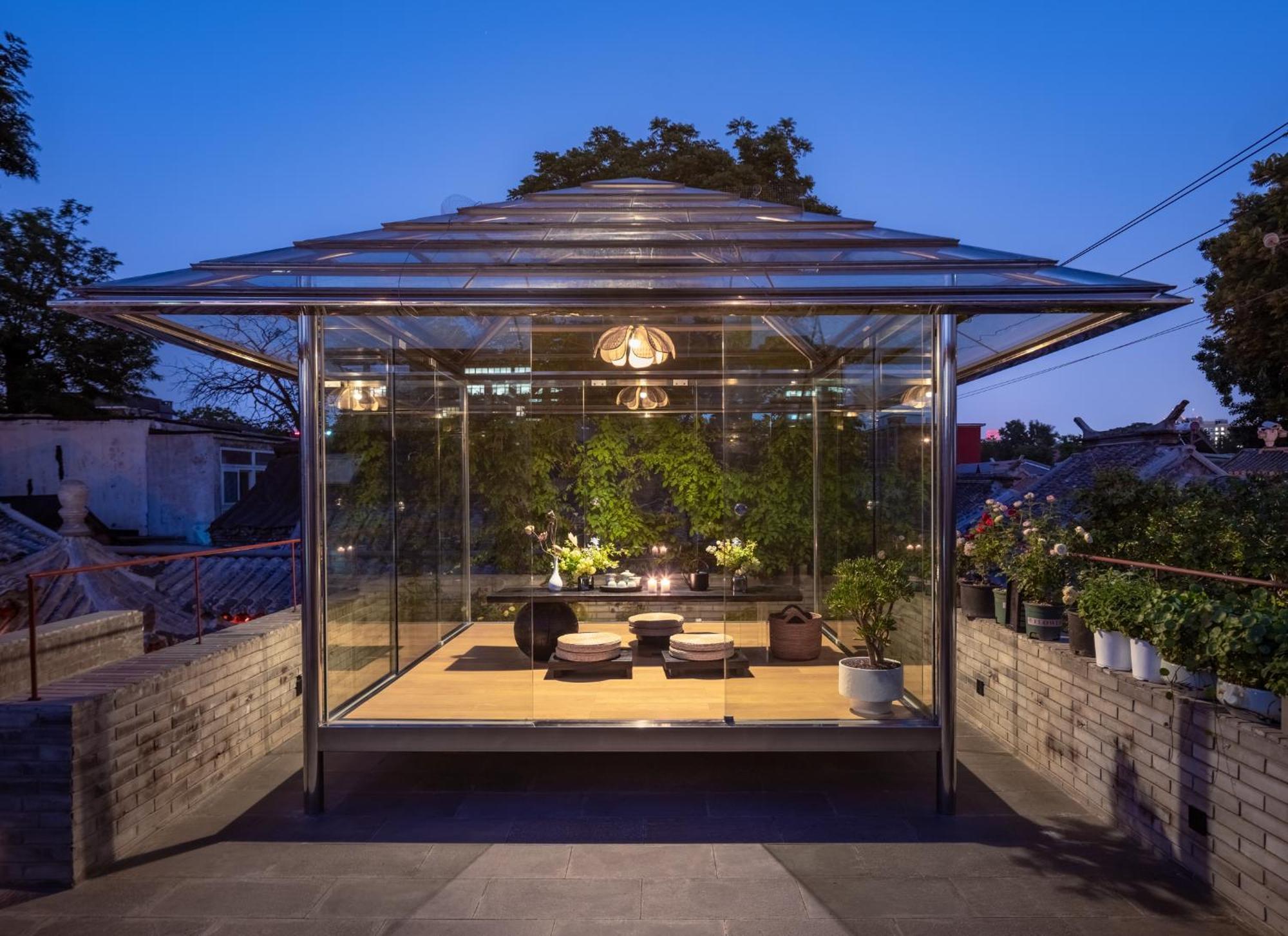 Xinxiang Yayuan: Courtyard With Sky Garden Near Tiananmen Beijing