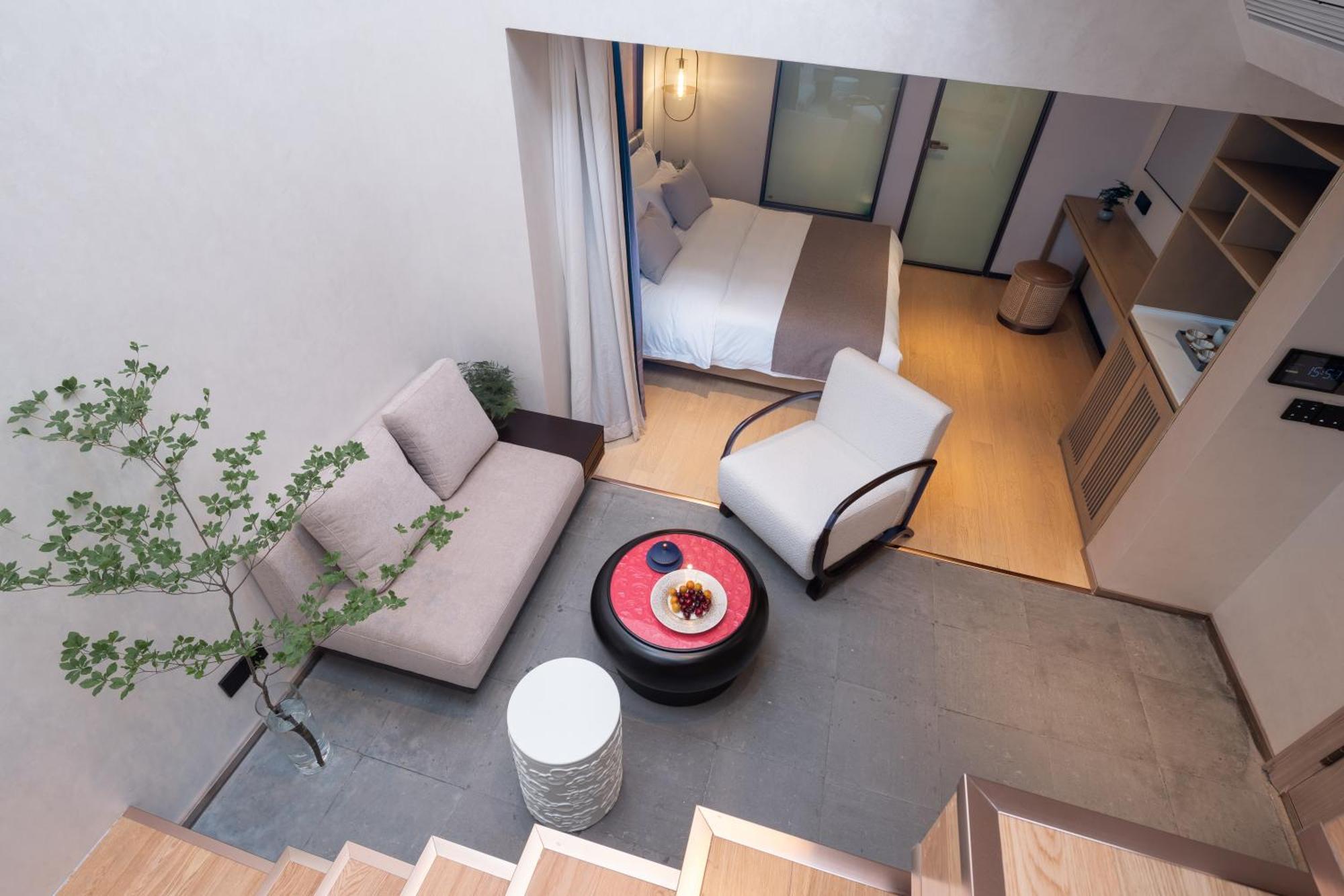 Xinxiang Yayuan: Courtyard With Sky Garden Near Tiananmen Hotel