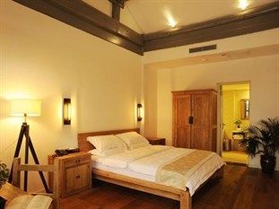 Hotel Xinxiang Yayuan: Courtyard With Sky Garden Near Tiananmen